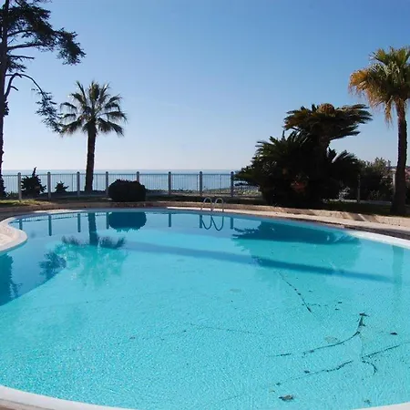 아파트 Grand 3p Climatise Avec Terrasse Dans Calme Avec Piscine - Fr-1-196-350 *