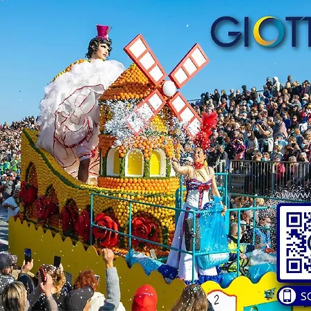 Grand 3p Climatise Avec Terrasse Dans Calme Avec Piscine - Fr-1-196-350